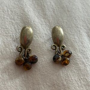 Gold and beaded Women’s earring